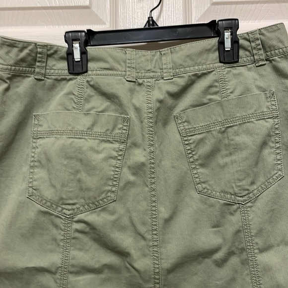 Eddie Bauer |Olive Green |Button Down |ALine |Knee-Length |Casual|Skirt |Size 10 - Picture 6 of 16